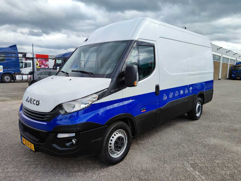 Iveco DAILY 35S12 Euro6 - Bestelbus L2 H2 - Handgeschakeld - Airco - 06/2024APK (A116)