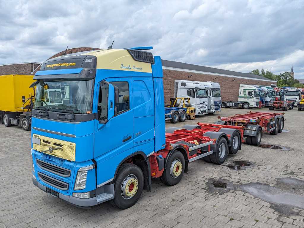 Volvo FH500 8x2/4 Globetrotter Euro6 - 20FT + Dolly with 20FT trailer 11/2024APK  (V741)