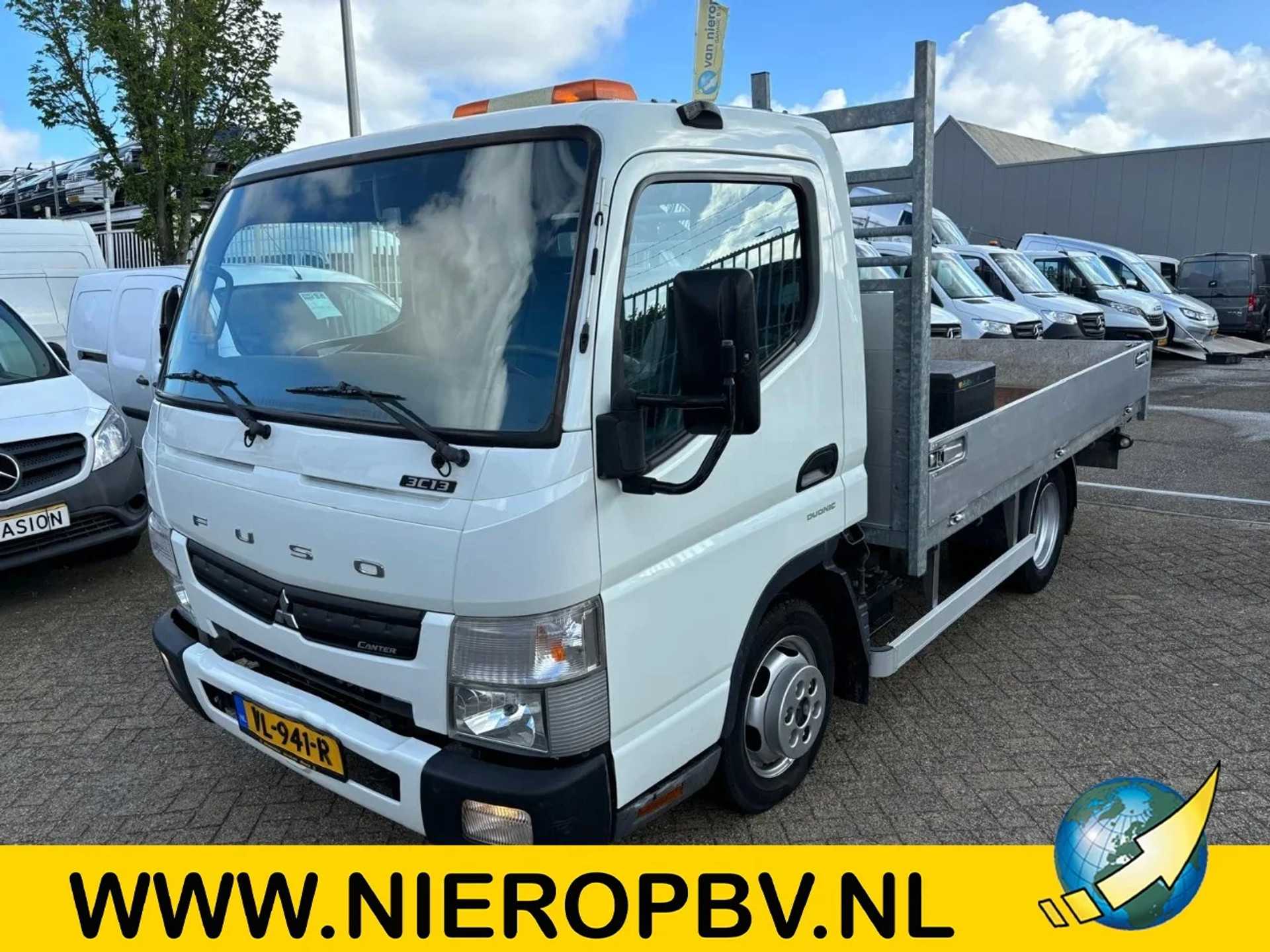 FUSO Canter openlaadbak automaat hiab 008T kraan 145.000km