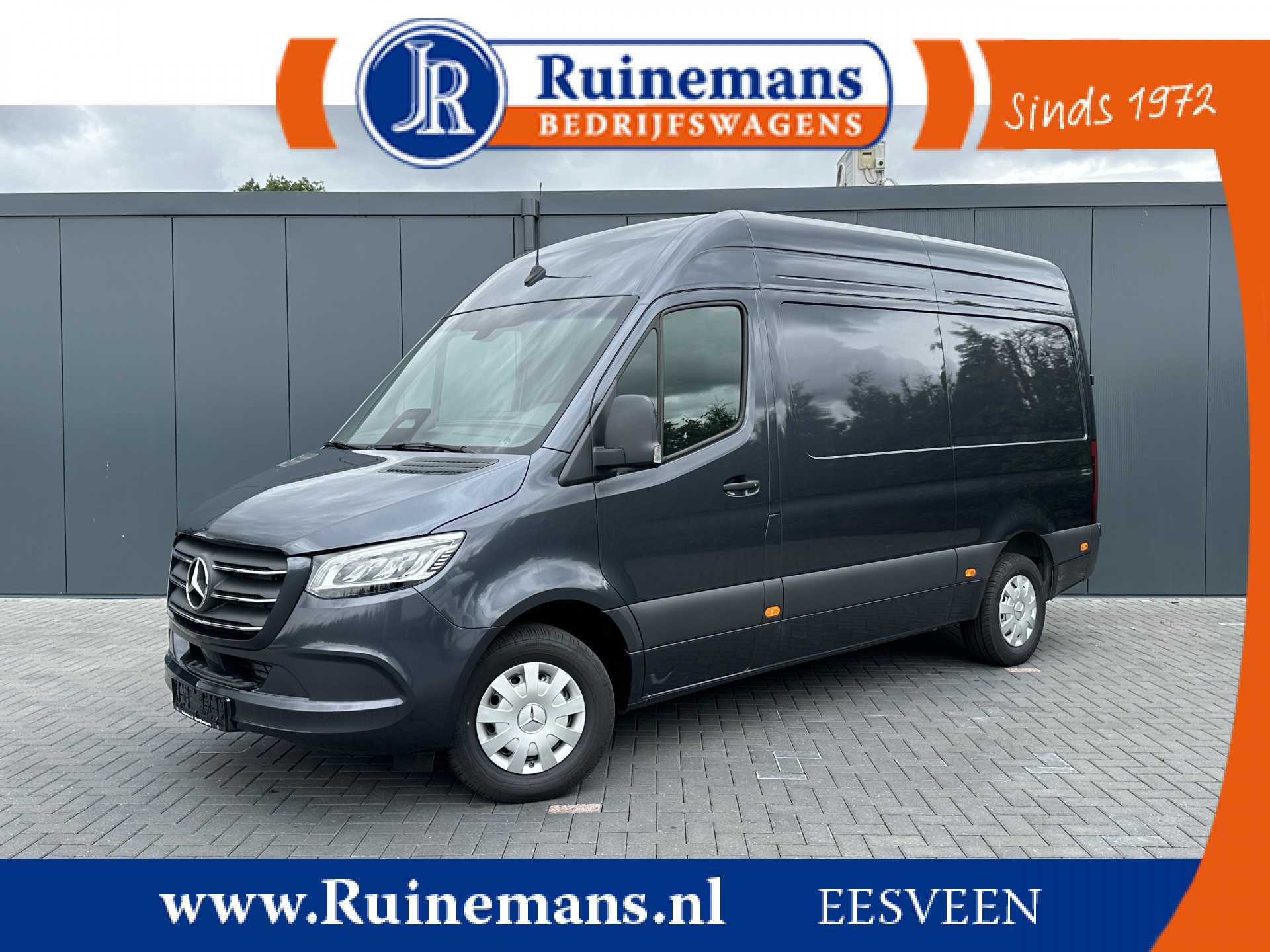 Mercedes-Benz Sprinter 315 CDI 150 PK 9G AUTOMAAT / 2024 FACELIFT MODEL !! / L2H2 / 3.5 TONS TREKHAAK / CAMERA / LED / APPLE CARPLAY