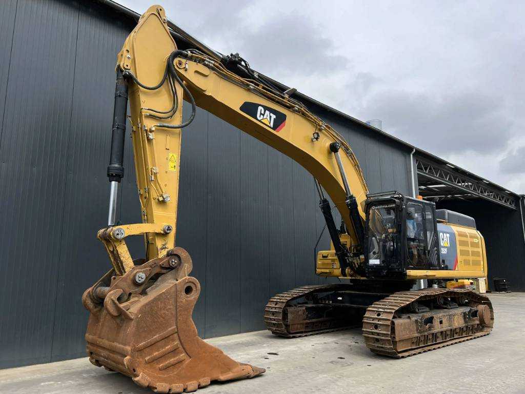 Cat 352 F