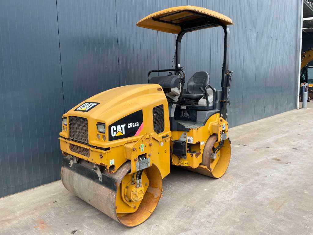 Cat CB 24 B