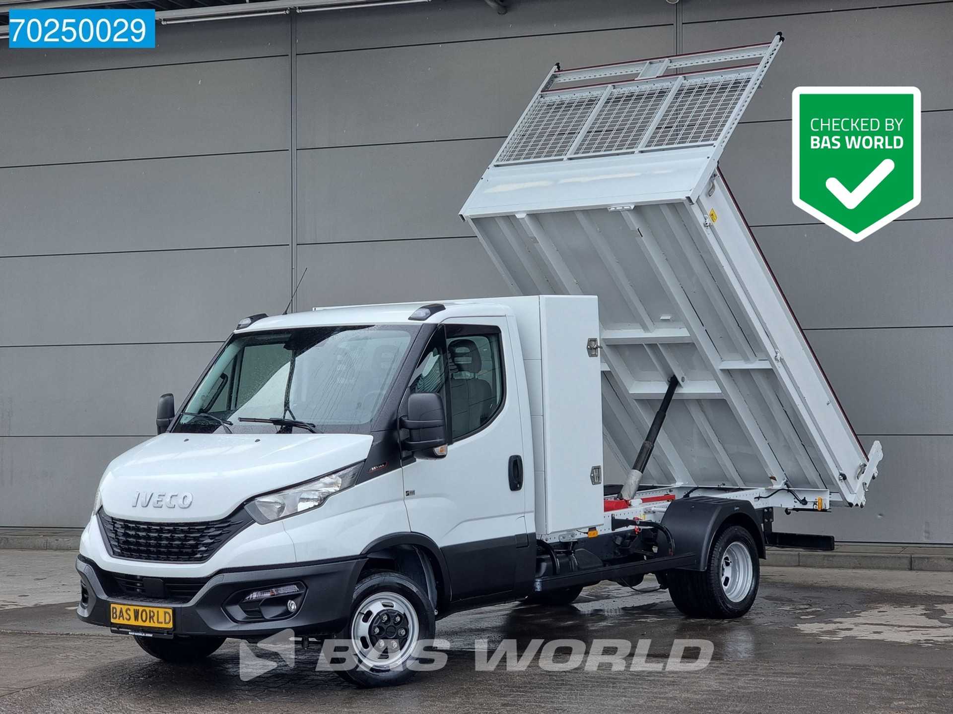 Iveco Daily 35C16 3.0L 160PK Kipper met Kist 3.5t trekhaak Airco Cruise Camera Tipper Kieper Benne 2m3 Airco Trekhaak Cruise control