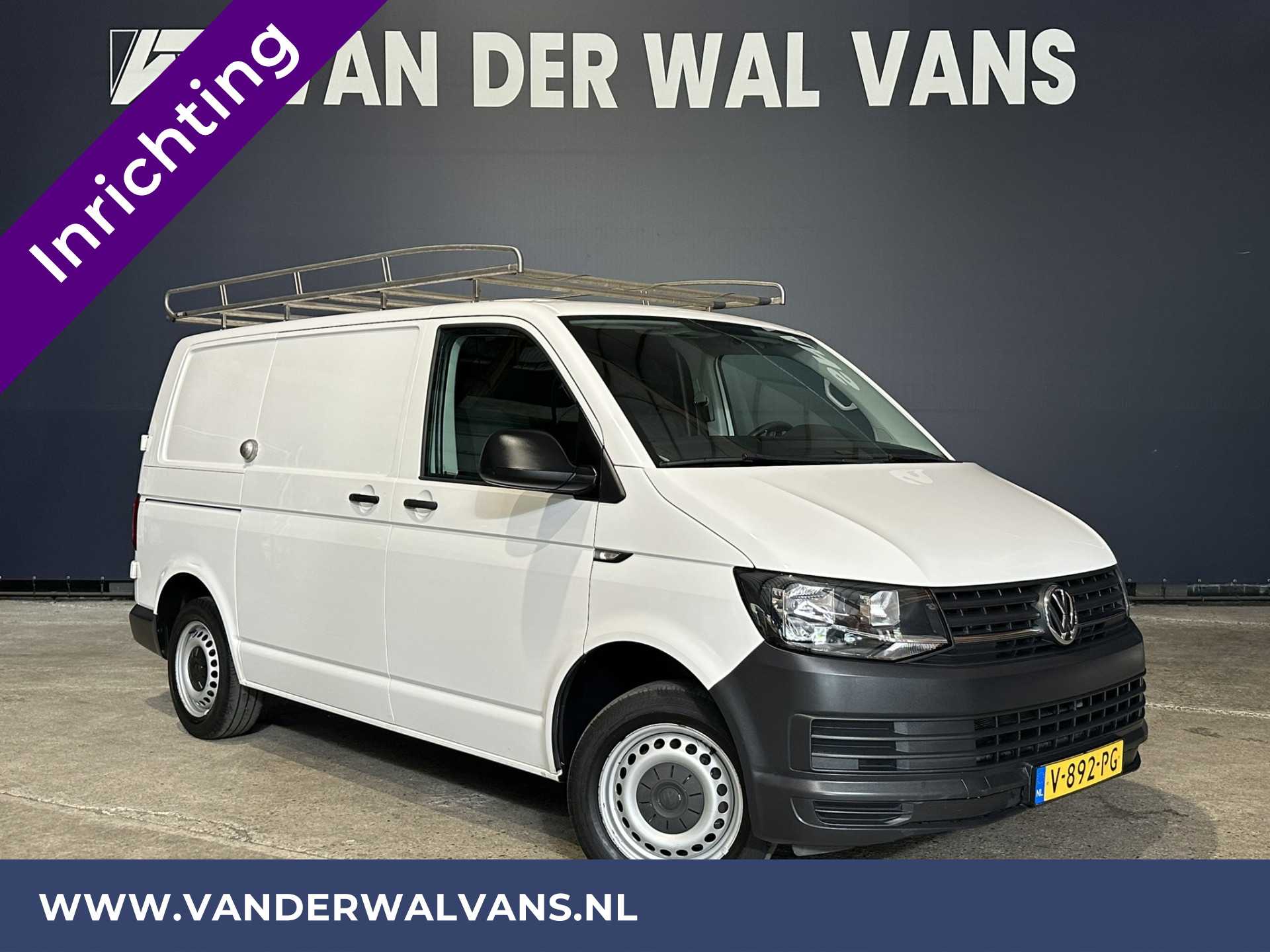 Volkswagen Transporter 2.0 TDI L1H1 inrichting Euro6 Airco | Imperiaal | Trekhaak | Navigatie | Apple Carplay