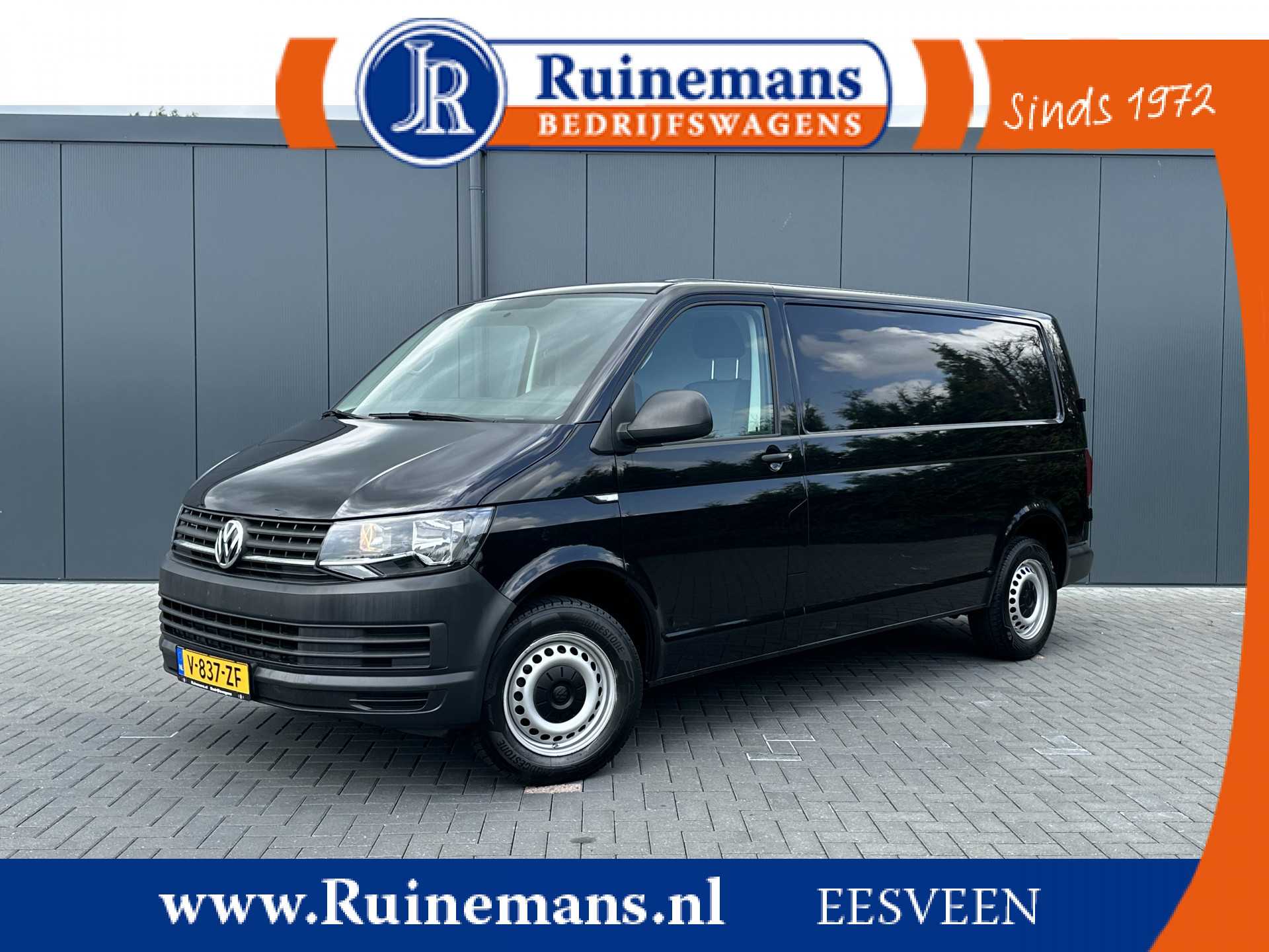 Volkswagen Transporter 2.0 TDI 150 PK DSG AUTOMAAT / L2H1 / 1e EIG. / NAVI / AIRCO / CRUISE / STOELVERW. / APPLE CARPLAY / PDC