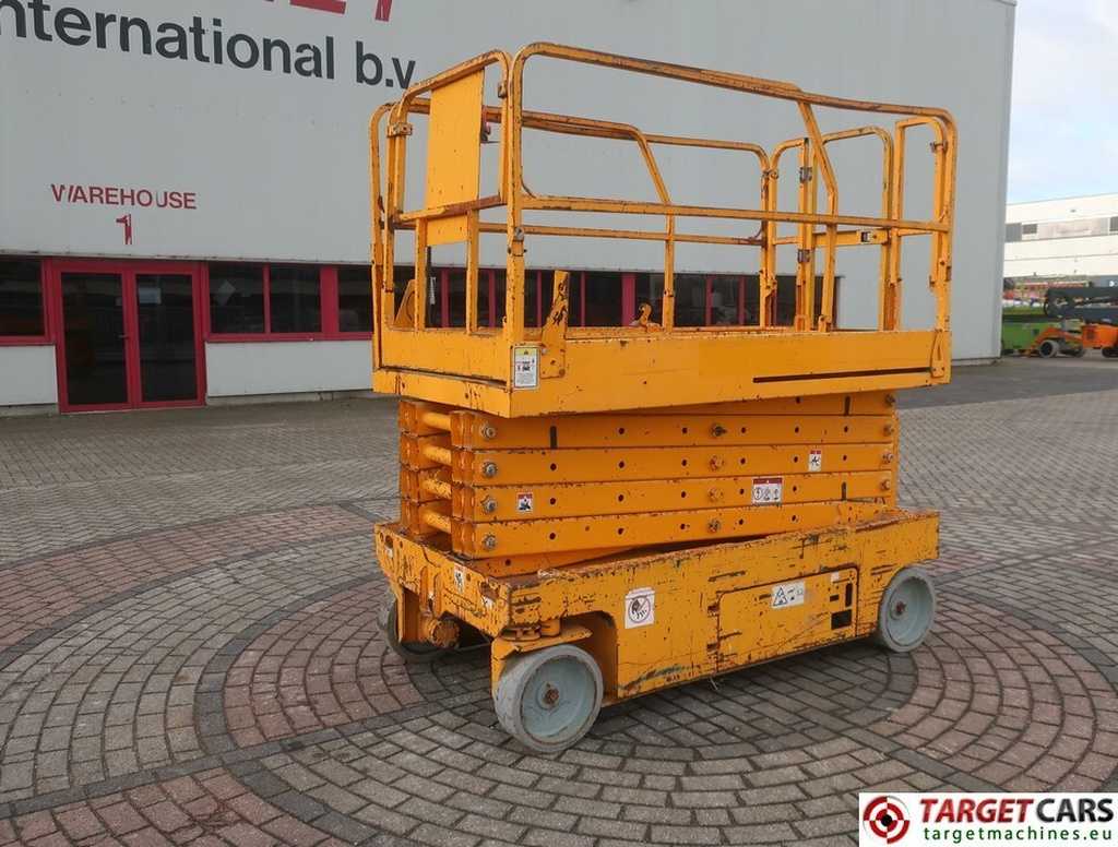 Genie GS-3246 Electric Scissor Work Lift 1175cm DEFECT