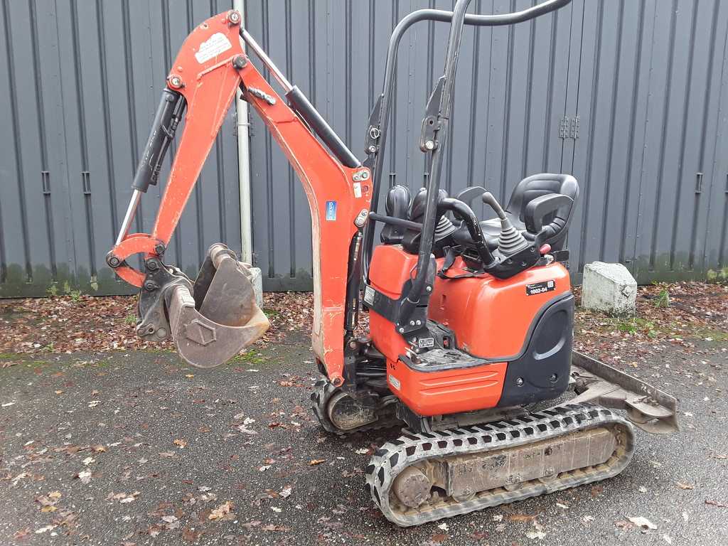 Kubota U10-3 servo