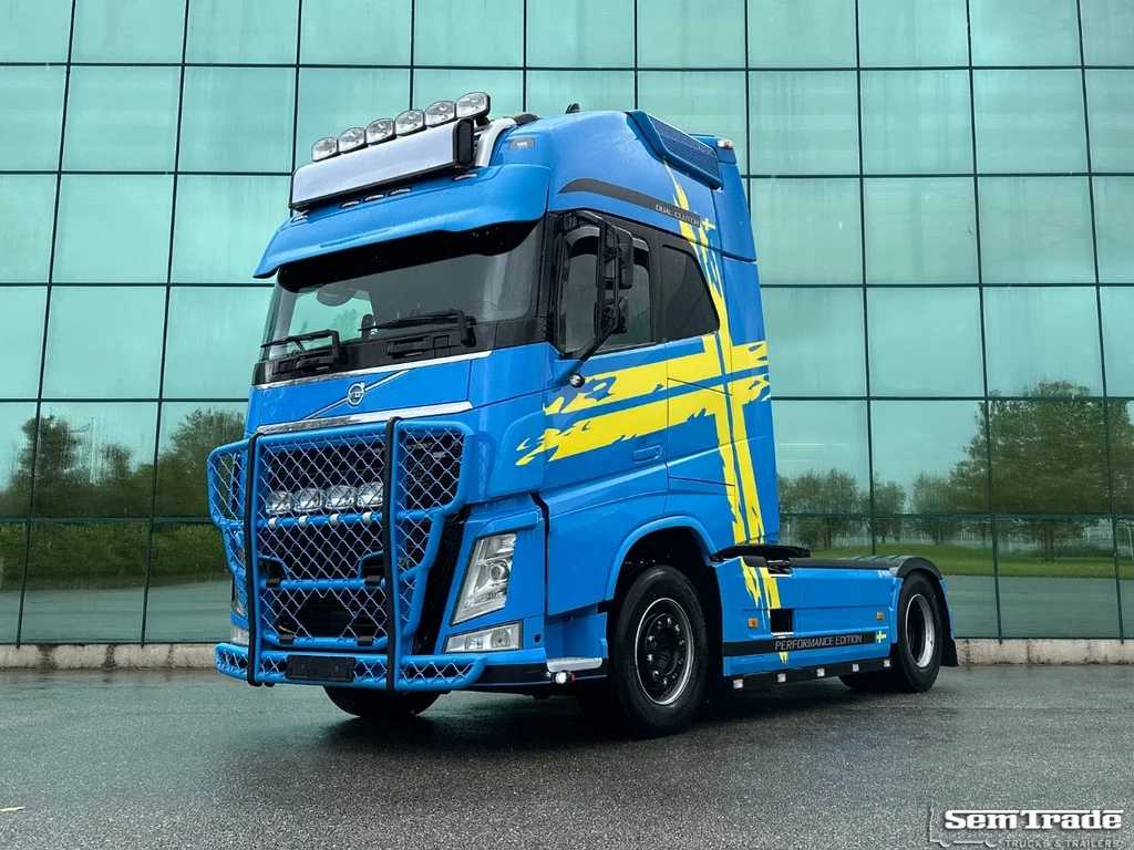 Volvo FH 13.540 PEFORMANCE EDITION PTO FULL AIR DYNAMIC STEERING DUAL CLUTCH SPECIAL INTERIOR TOP CONDITION