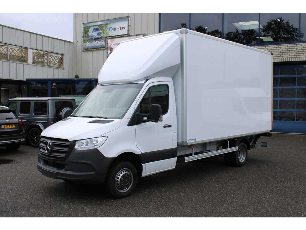 Mercedes-Benz Sprinter 515 CDI 3500 KG trekgewicht, Dhollandia laadklep 1000 KG