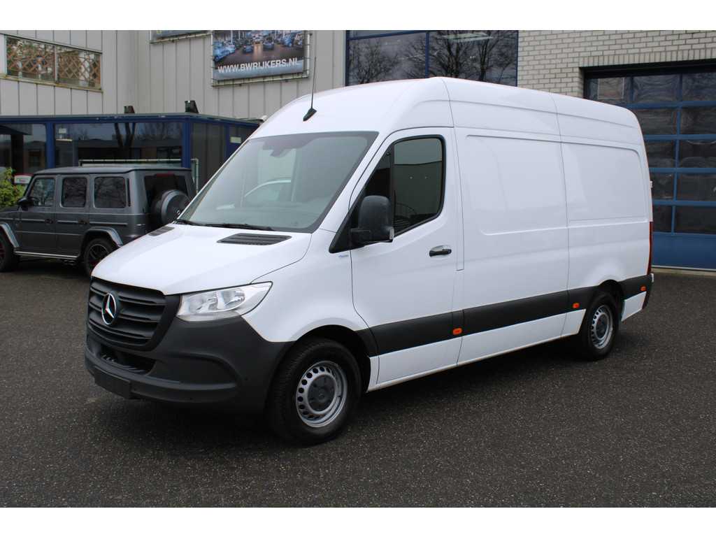 Mercedes-Benz Sprinter 316 CDI L2H2 MBUX met navigatie en camera, Geveerde stoel