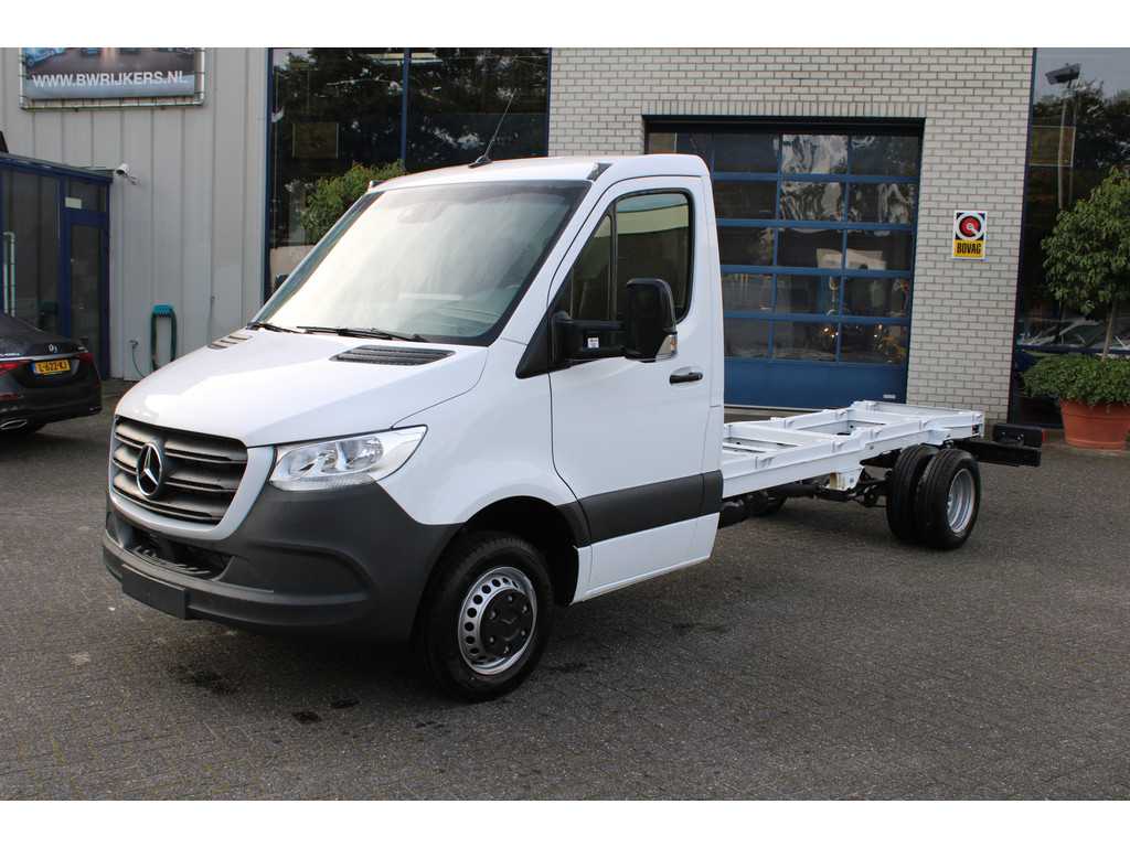 Mercedes-Benz Sprinter 517 CDI L3 RWD 3500 kg Trekgewicht, MBUX met navigatie, Geveerde stoel, etc.