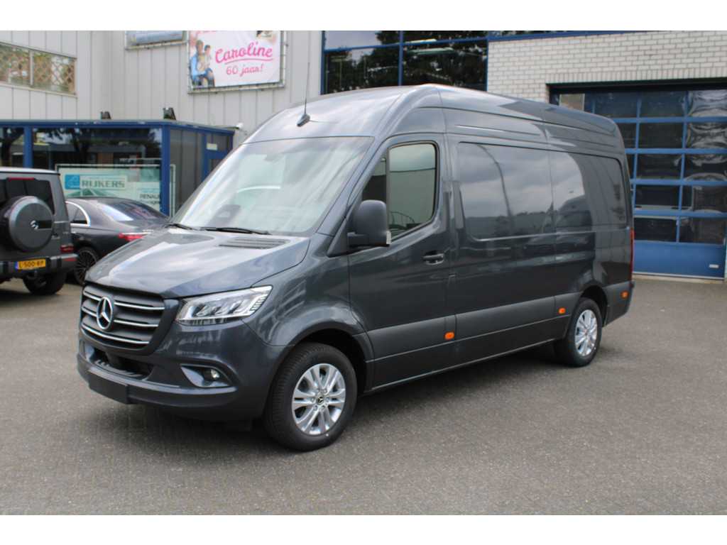 Mercedes-Benz Sprinter 319 CDI L2H2 RWD LED koplampen, 3500 kg Trekhaak, Smartphone integratie pakket,