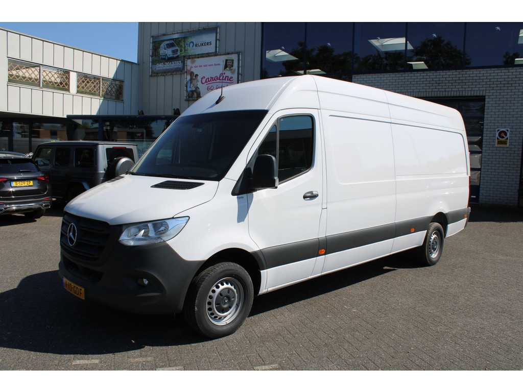 Mercedes-Benz Sprinter 317 CDI L3H2 MBUX met navigatie en camera, Geveerde stoel, Leder stuur