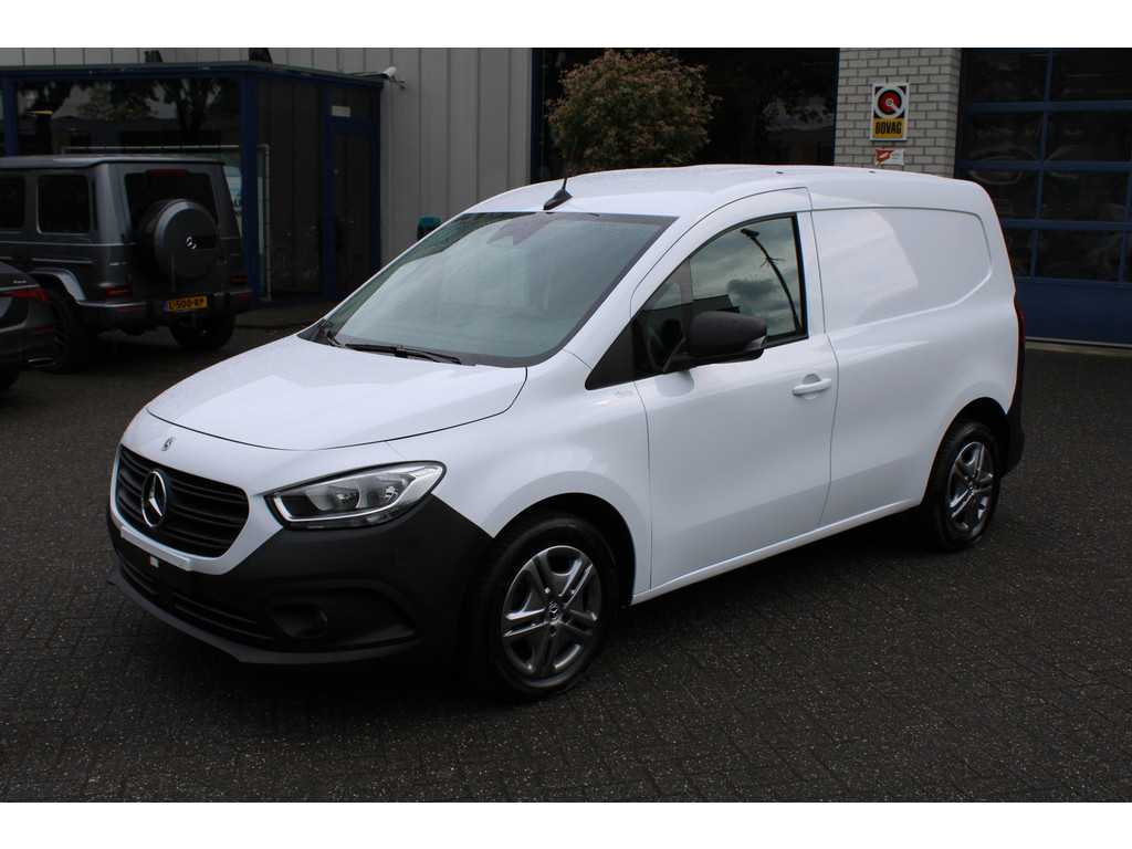 Mercedes-Benz Citan 110 CDI Pro 3 Zitplaatsen, MBUX met navigatie en camera