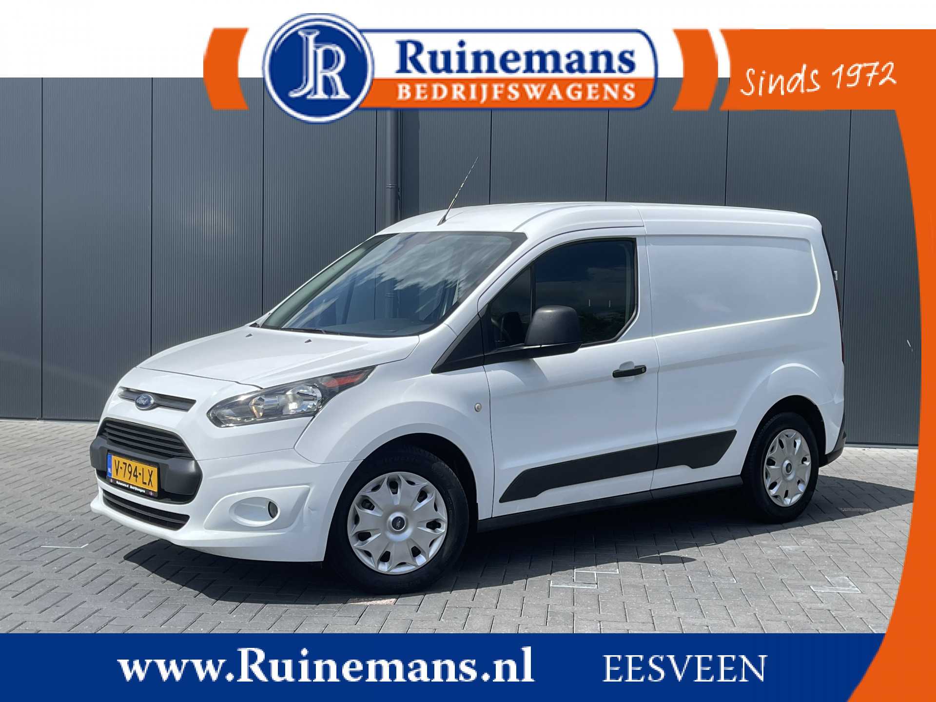 Ford Transit Connect 1.5 TDCI / L1H1 / AIRCO / CRUISE / NAVI / CAMERA / TREKHAAK / 3-ZITS