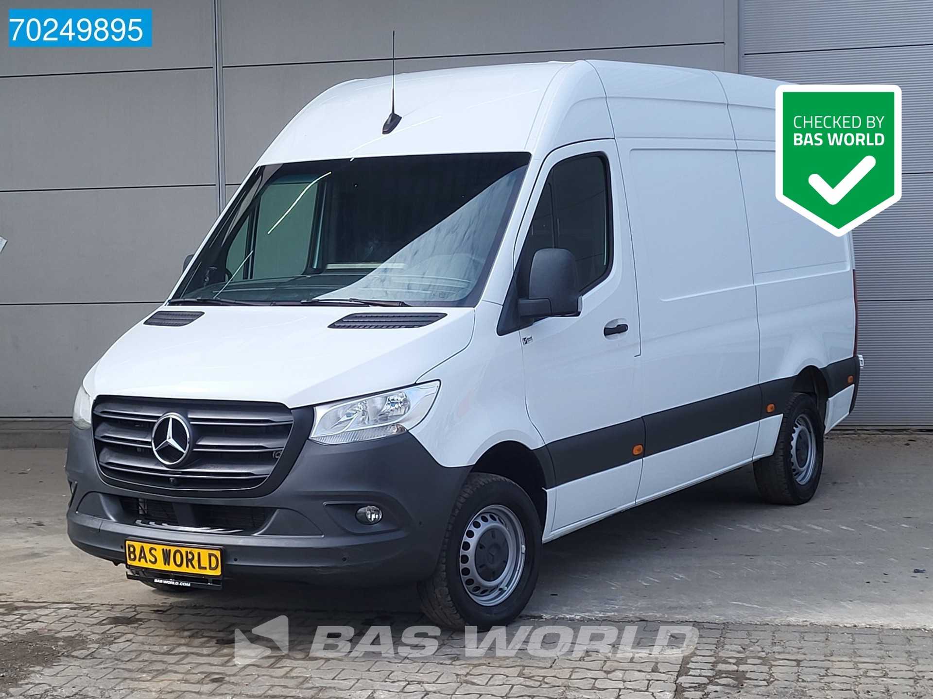 Mercedes-Benz Sprinter 317 CDI L2H2 360camera Navi Airco Cruise Parkeersensoren 10m3 Airco Cruise control