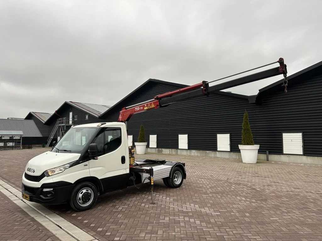 Iveco Daily 40C17 BE TREKKER 9.3 TON EURO 5 MET KRAAN