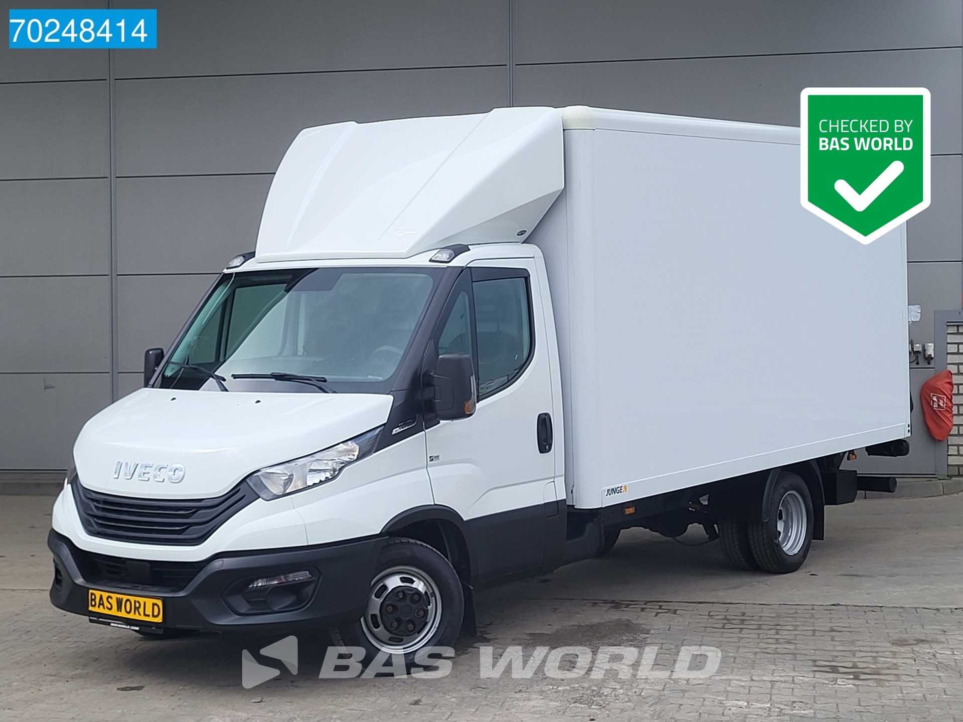 Iveco Daily 35C16 Automaat Dubbellucht Bakwagen Laadklep Camera Airco Meubelbak Koffer Gesloten laadbak 19m3 Airco