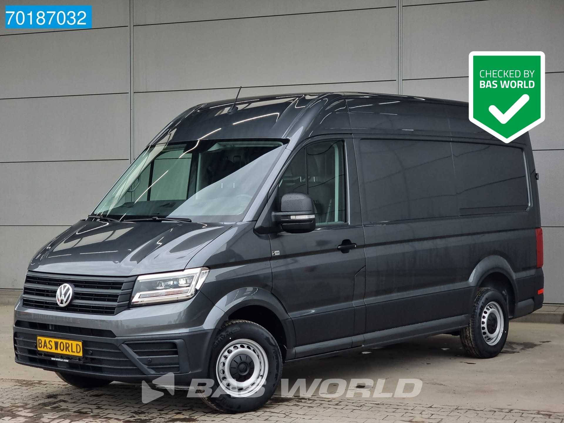 Volkswagen Crafter 140pk Automaat L3H3 ACC LED Camera CarPlay Parkeersensoren v+a L2H2 11m3 Airco