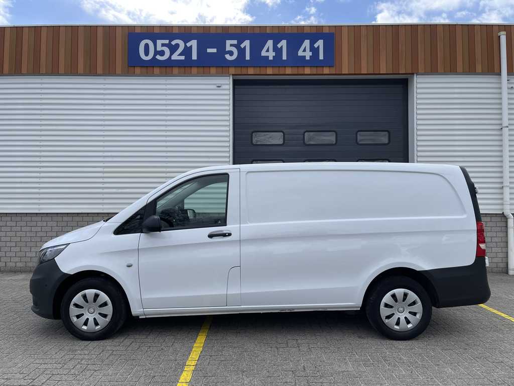 Mercedes-Benz Vito 111 CDI Functional Lang L2H1 / rijklaar € 19.950 ex btw / lease vanaf € 431 / airco / navigatie / achteruit rijcamera / parkeersensoren voor en achter !