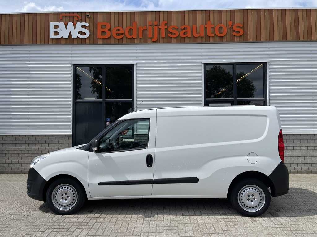 Opel Combo 1.3 CDTi L2H1 ecoFLEX Edition / vaste prijs rijklaar € 7950 marge ( vrij van btw ) / lease vanaf € 226 / airco / trekhaak / schuifdeur / nette bus !