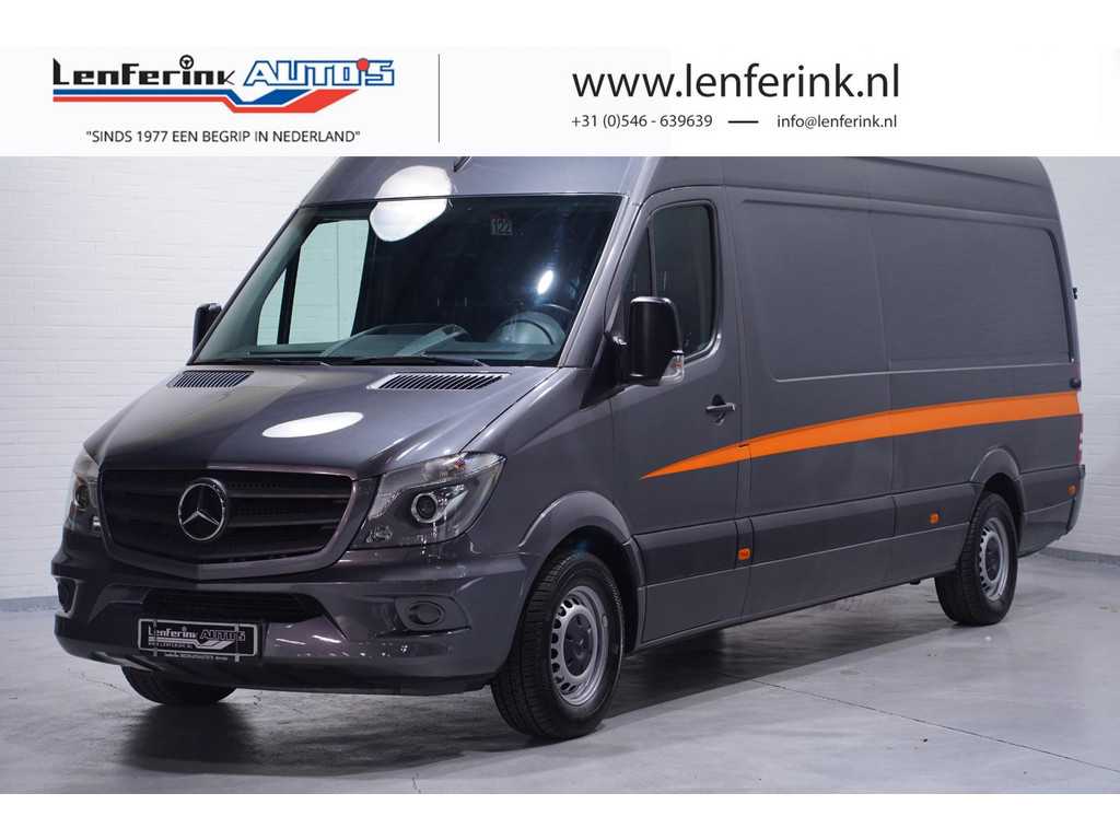 Mercedes-Benz Sprinter 316 CDI 163 pk L3H2 Navi, Xenon, Camera Trekhaak 2.000 kg, Laadruimte Pakket, Nette Bus, 3-Zits