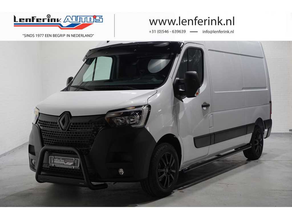 Renault Master 2.3 dCi 150 pk L2H2 Black Edition va 469,- p/mnd Navi, Camera, 17" LMV Zwart, Trekhaak, Zwarte Grille, 3-Zits