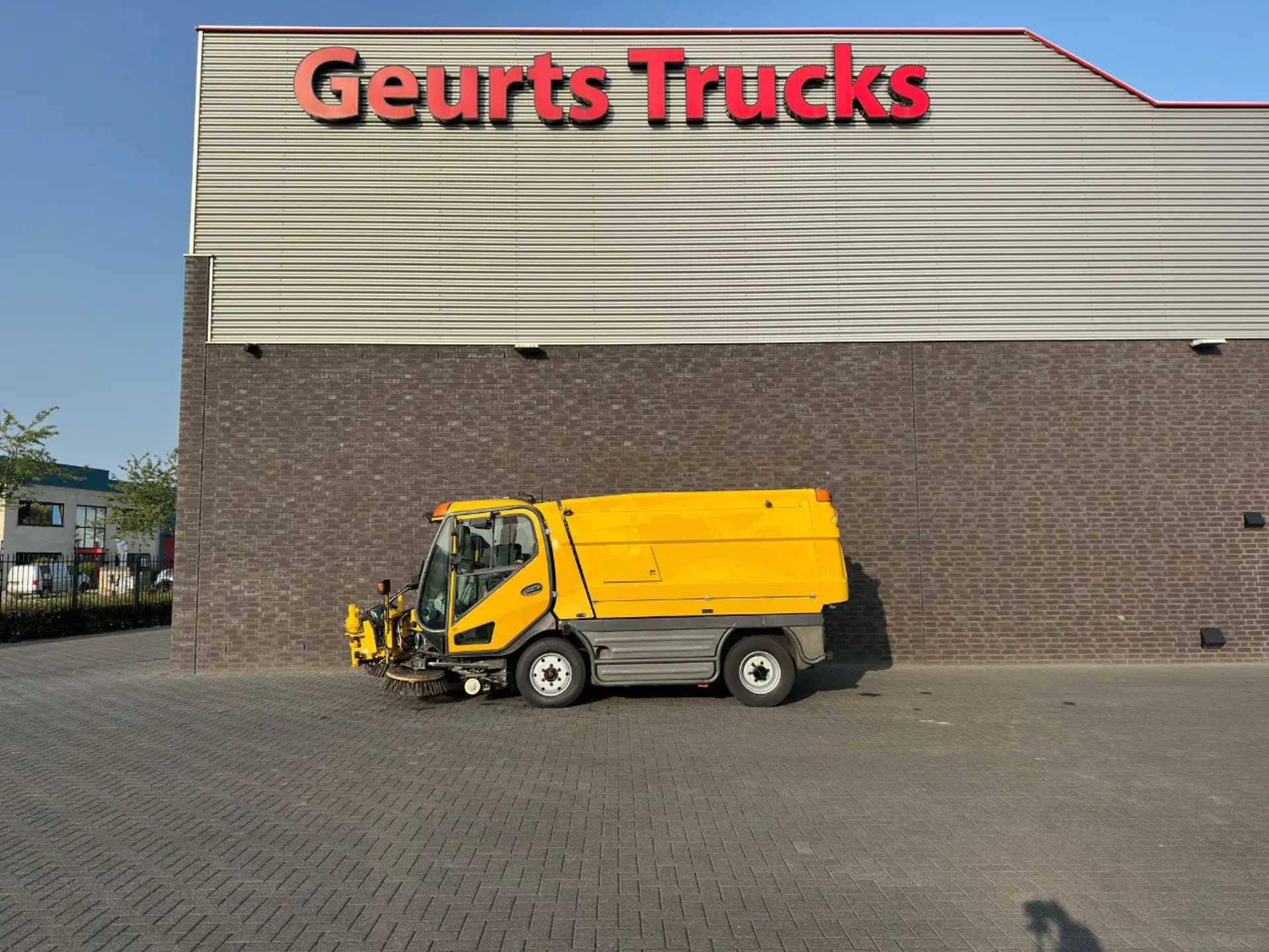 Johnston  CX400 SWEEPING TRUCK/ KEHRMASCHINE/VEEGWAGEN/FAHRBAHNREINIGER