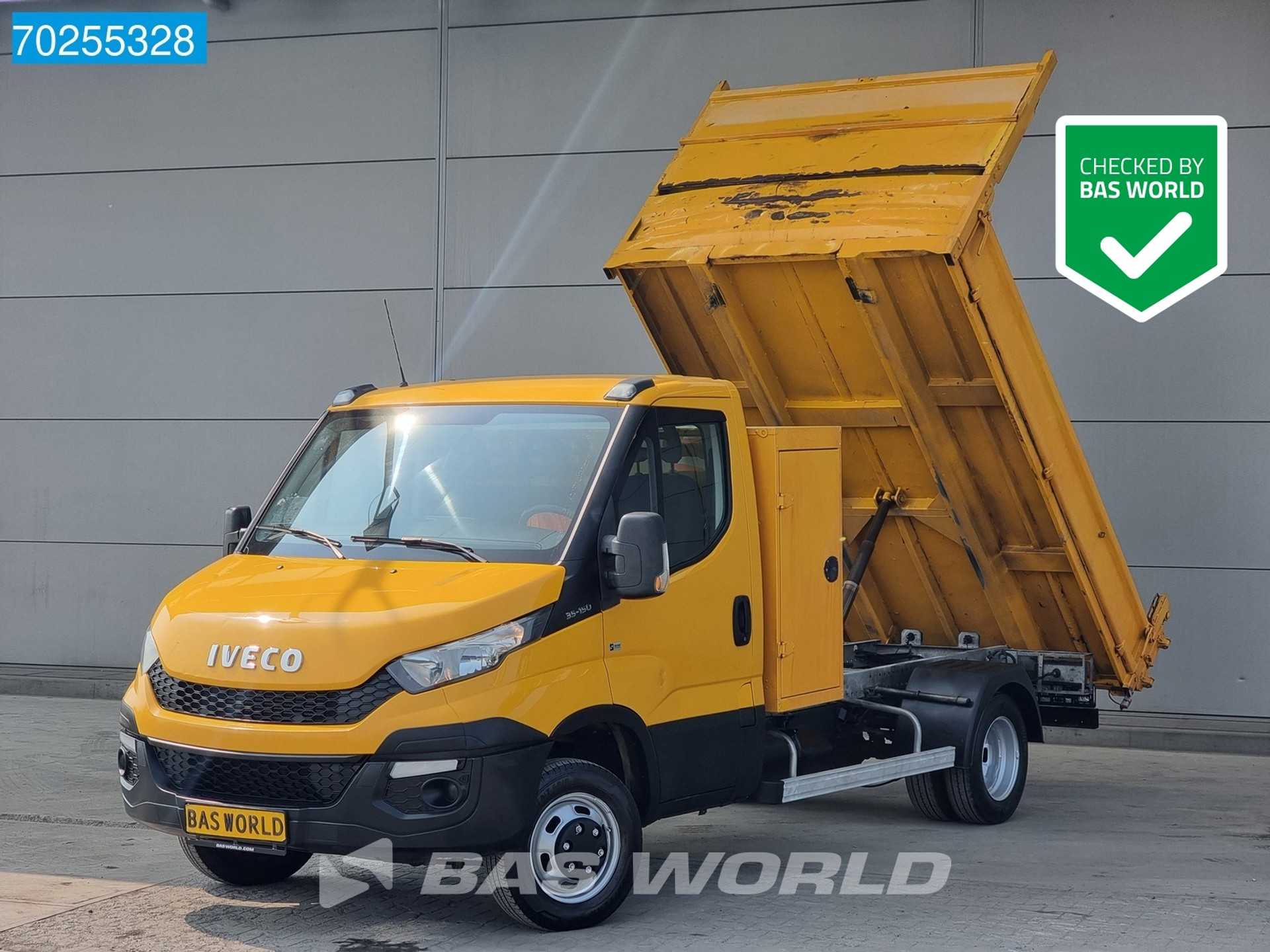 Iveco Daily 35C15 3.0L 150PK Kipper met kist 3500kg trekhaak Airco Cruise Tipper Benne Kieper Trekhaak Cruise control