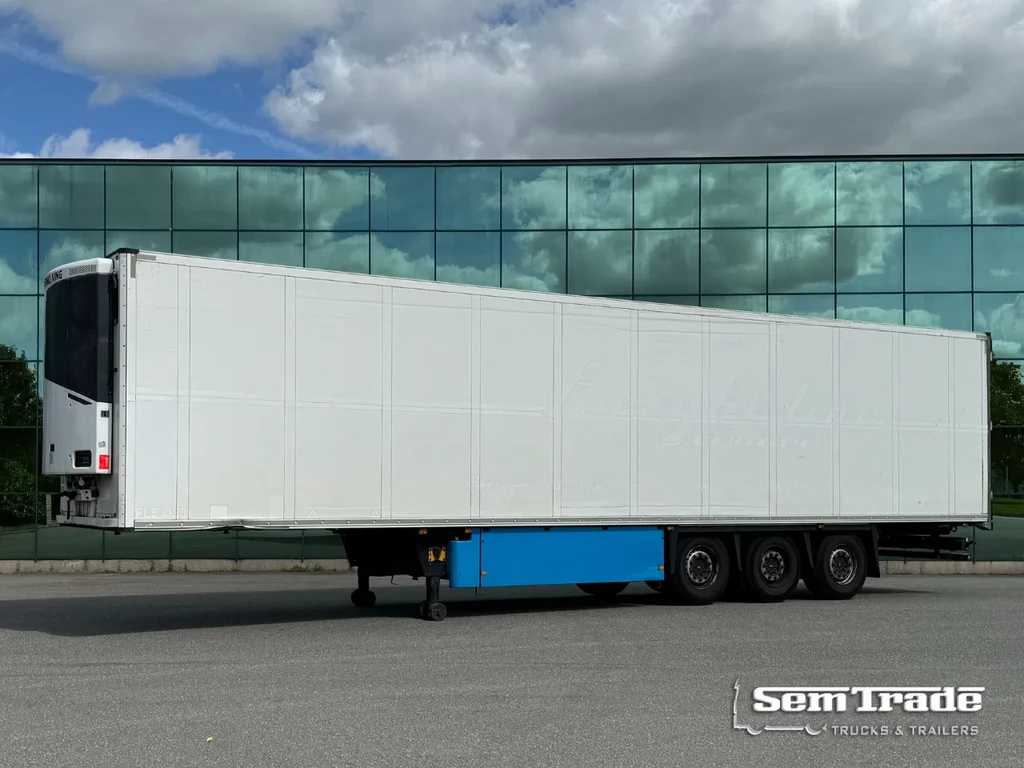 Schmitz Cargobull SCB*S3B THERMO KING SLXe300 YOM 2017 LIFAXLE 270 CM HIGH 250 WIDE DISC BRAKES NL TRAILER