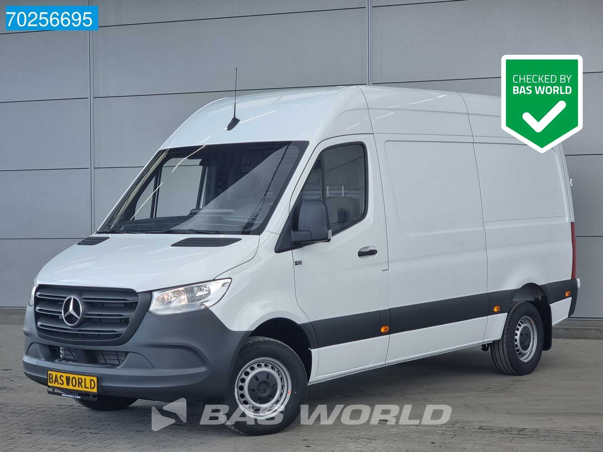 Mercedes-Benz Sprinter 317 CDI Automaat L2H2 Airco Cruise Camera MBUX CarPlay 10Airco Cruise control