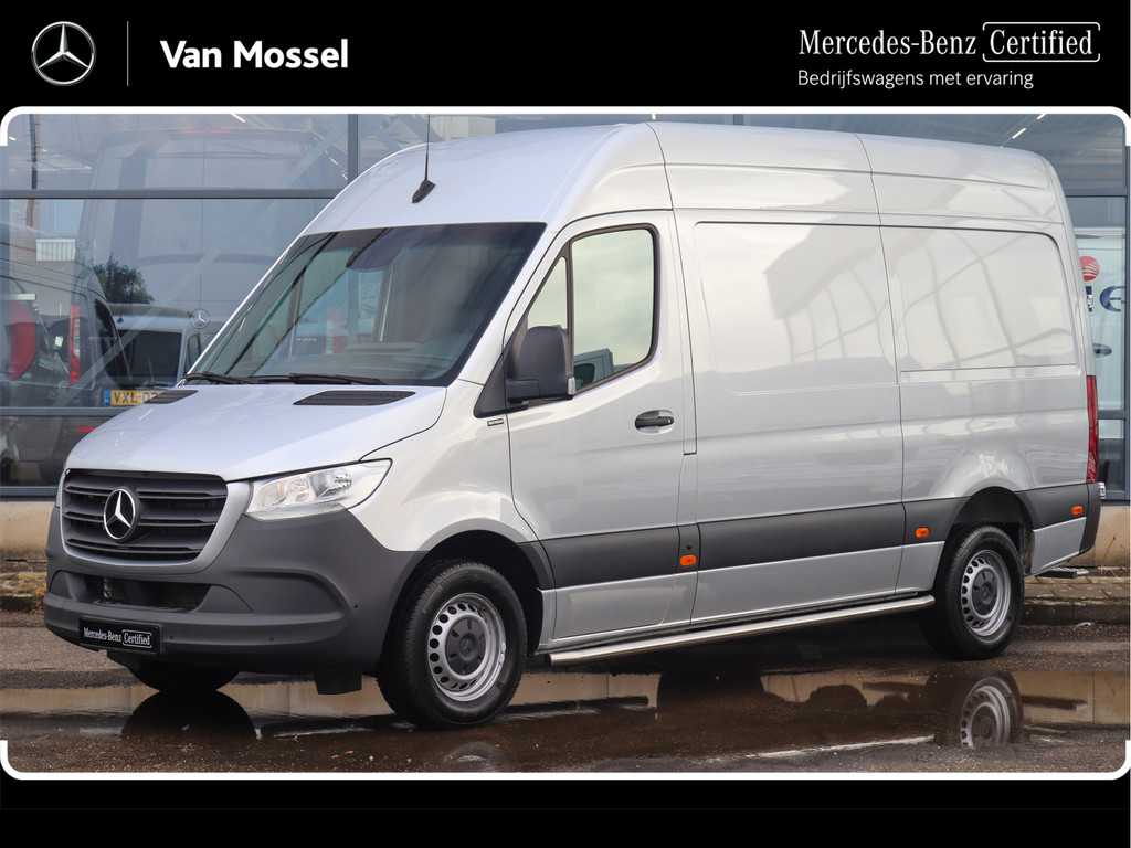 Mercedes-Benz Sprinter 317 CDI L2H2 | AIRCO/7" MBUX/CAMERA/3.500KG AHW | Certified