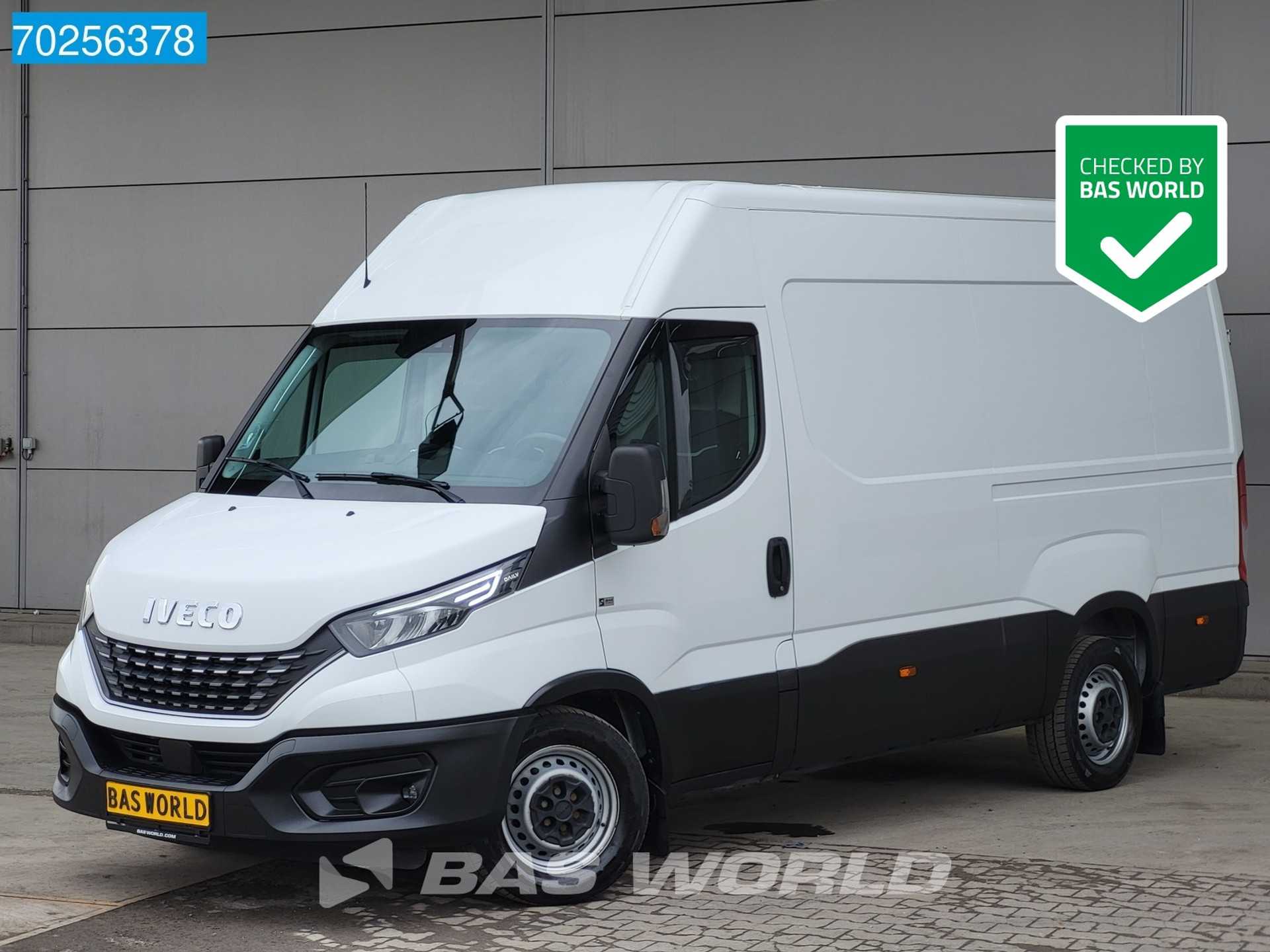 Iveco Daily 35S18 3.0L L2H2 Automaat LED Airco ACC Camera Navi Parkeersensoren 3500kg trekhaak 12m3 Airco Trekhaak