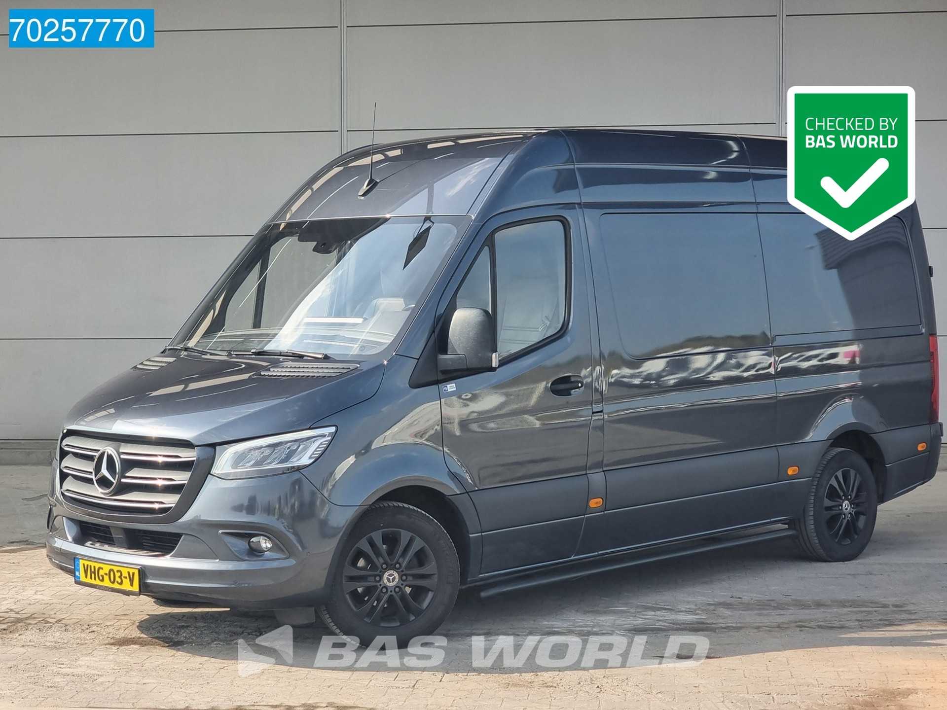 Mercedes-Benz Sprinter 319 CDI LED Airco Trekhaak Cruise control