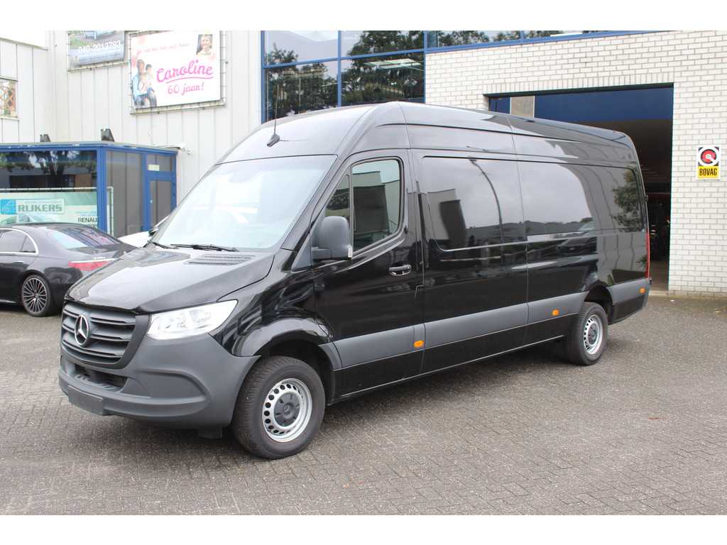 Mercedes-Benz Sprinter 317 CDI L3H2 RWD 3500kg trekhaak, MBUX met camera, Cruise controle, Etc.