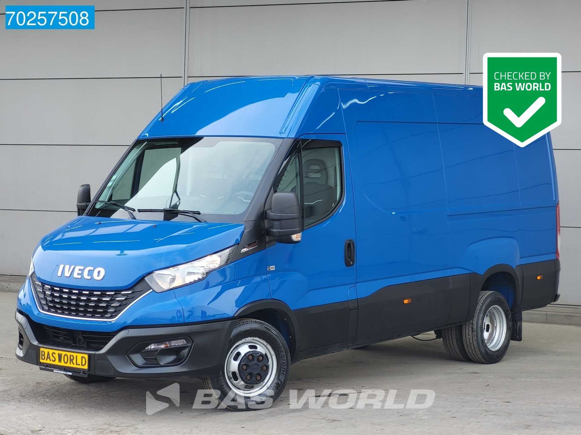 Iveco Daily 35C18 3.0 180PK Automaat Navi 3500KG Trekhaak Airco Cruise 12m3 Airco