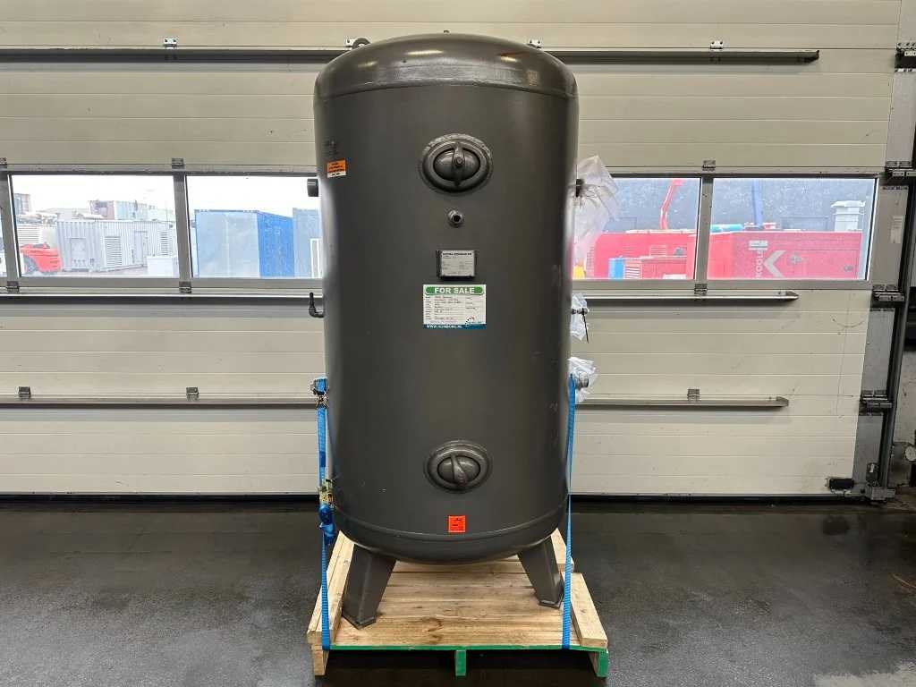 METAL PRODUCTS Luchtketel 1500 liter 16 Bar Verticale Luchtketel Air Tank