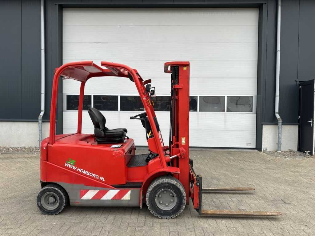Manitou ME425-80V 2.5 ton Triplex Freelift Sideshift Elektra Heftruck