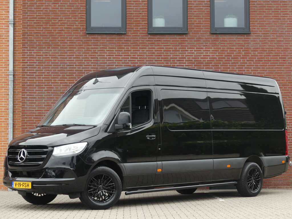 Mercedes-Benz Sprinter 319 CDI L3H2 3500KG Trekgewicht Camera/Trekhaak/Cruise control