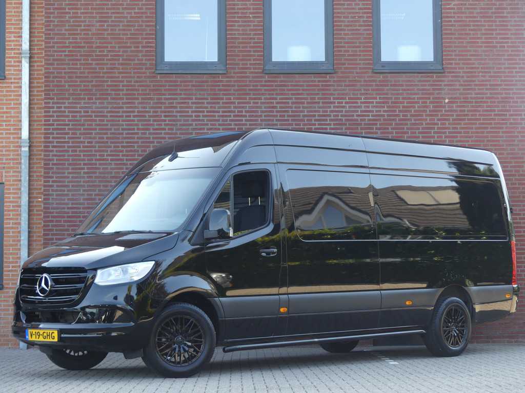 Mercedes-Benz Sprinter 319 CDI V6 L3H2 PDC/Camera/Navi/Airco/Cruise control