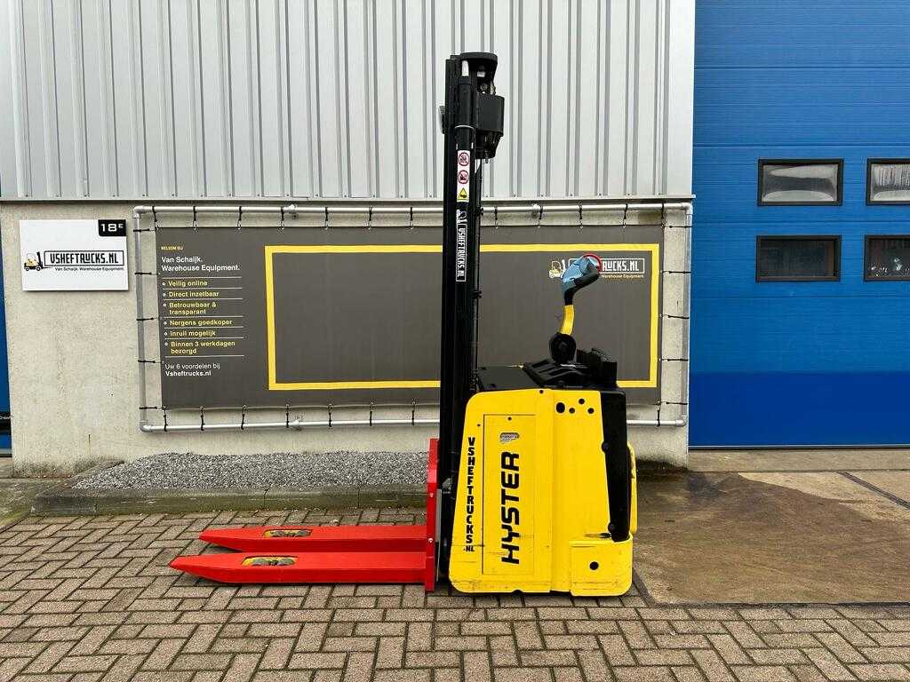 VS-21560 Elektrische stapelaar Hyster S15S 3800mm WEINIG UREN