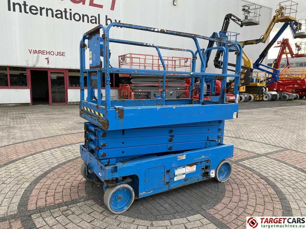 Genie GS-2646 Electric Scissor Work Lift 992cm