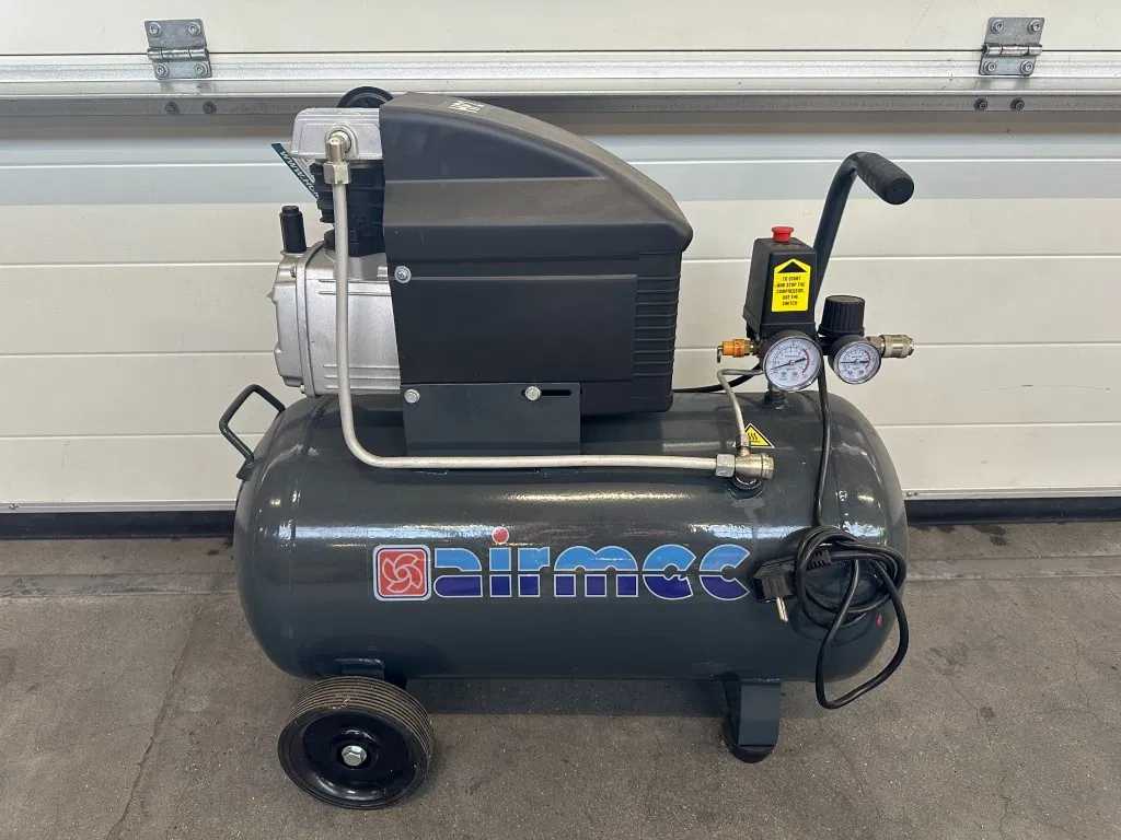 Airmec FIAC 2 PK 170 L / min 8 Bar Elektrische Zuigercompressor Overstock