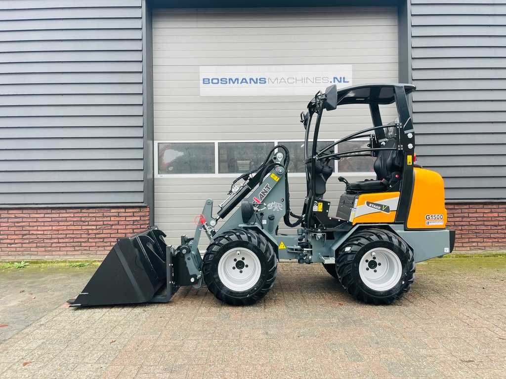 Giant G1500 minishovel / kniklader NIEUW (hoge mast)