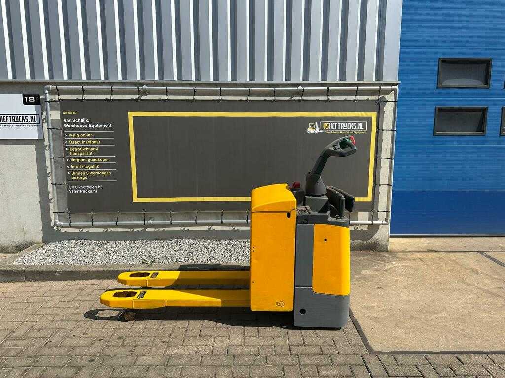 VS-21906 Elektrische palletwagen Jungheinirch ERE120