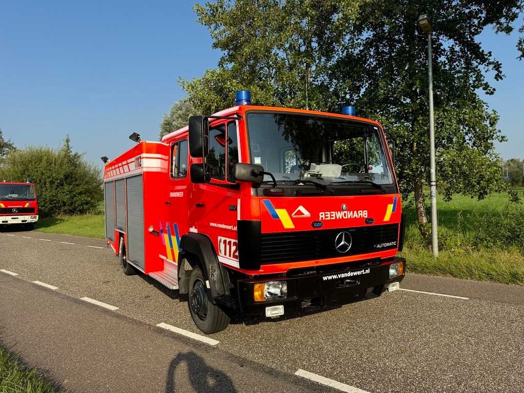 MERCEDES 817 Brandweerauto / Fire truck / Bomberos 26dkm ZIEGLERPOMP 1994