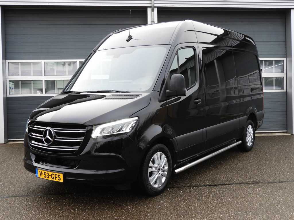 Mercedes-Benz Sprinter 319 3.0 CDI L2H2 V6 190PK AUT | LED | MBUX | 3.5t. TREKHAAK