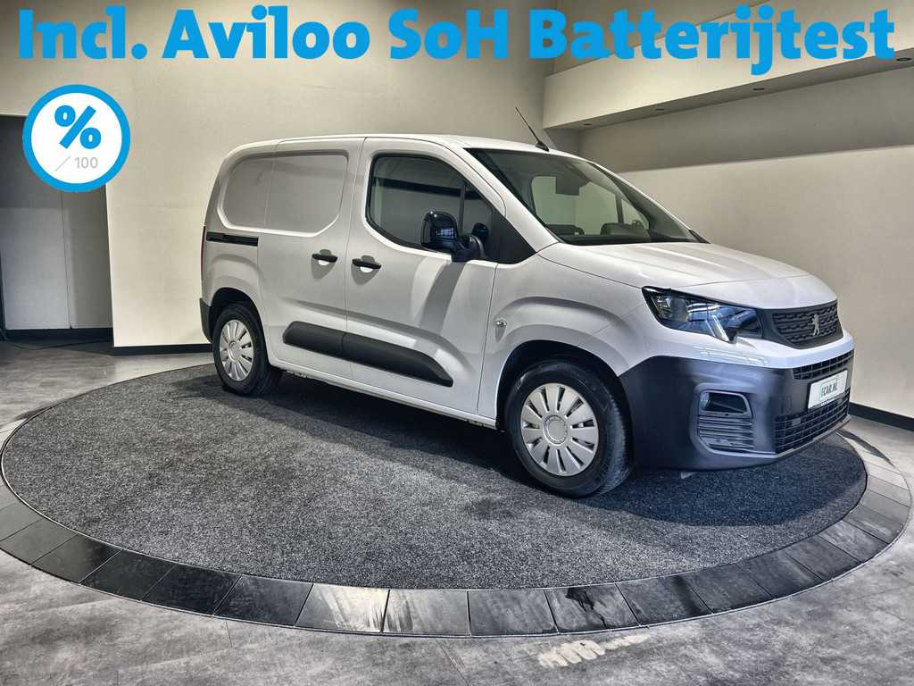 Peugeot e-Partner Asphalt 50 kWh | Navigatie | Airco | 3-Fasen | SoH (batterijcheck) 87,69% score!