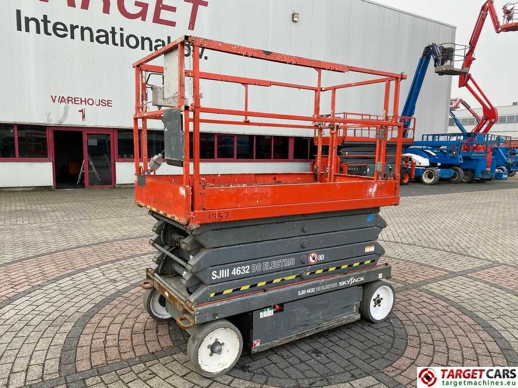 Skyjack SJIII-4632 Electric 4632 Scissor Work Lift 1170cm