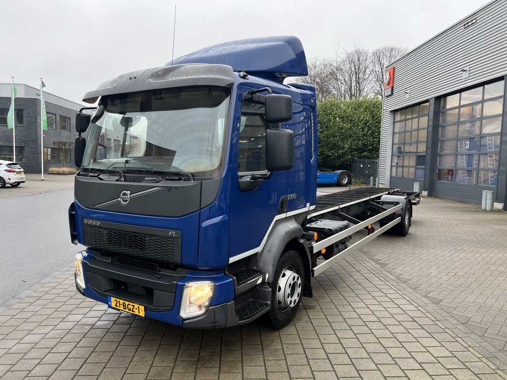 Volvo FL 280  4x2 LL E6 16 ton /AIRCO / VOL LUCHTGEVEERD / PA1069